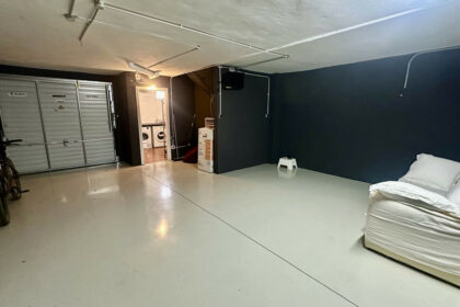 0ab356d6e20d047d425e228bc700a0b4 - 24