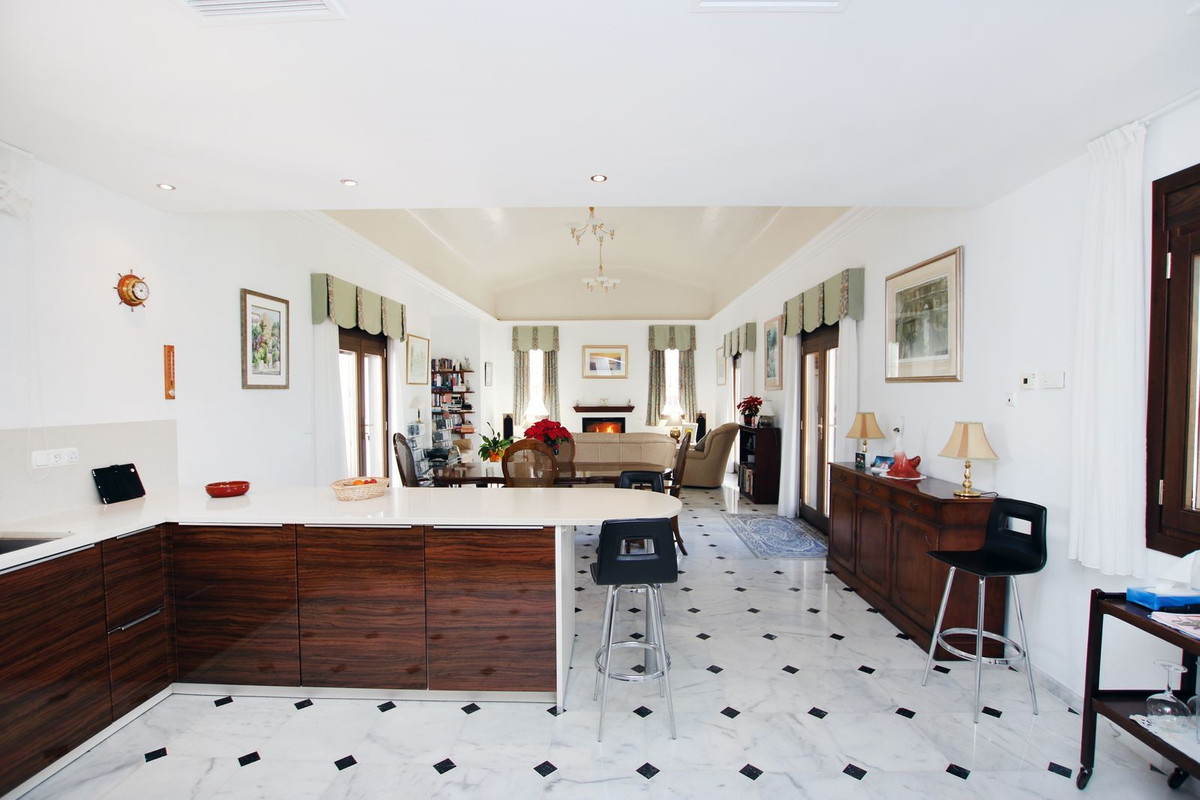 0ac26cc92aed7f709ae486e50f83c48f - 17