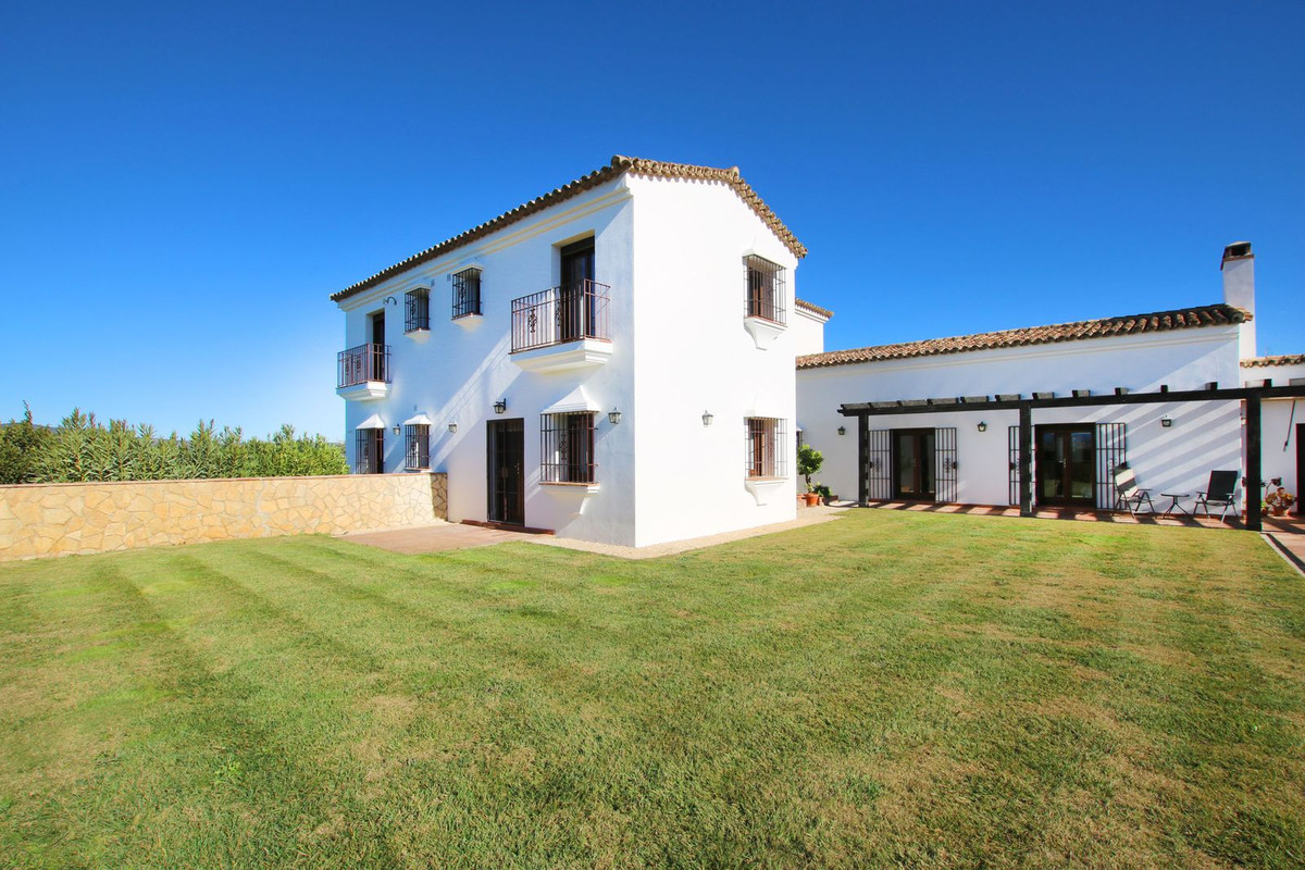 0ac26cc92aed7f709ae486e50f83c48f - 2