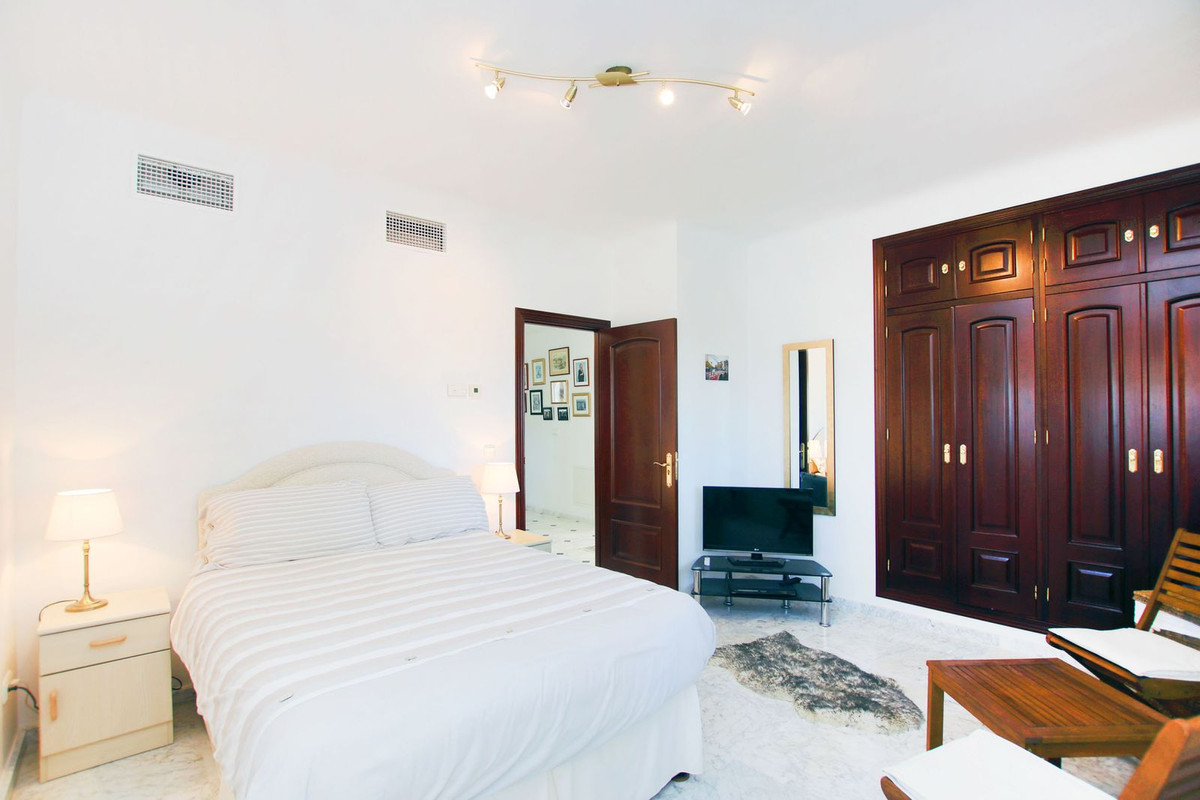 0ac26cc92aed7f709ae486e50f83c48f - 30