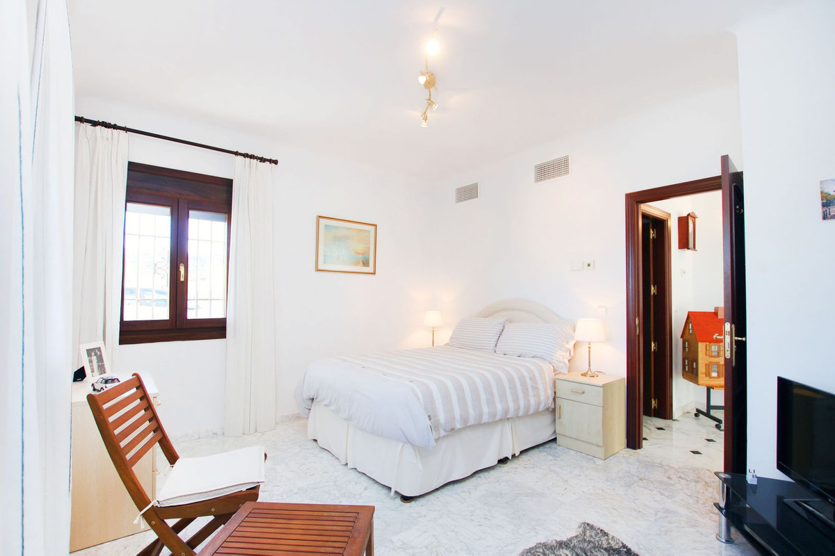 0ac26cc92aed7f709ae486e50f83c48f - 32