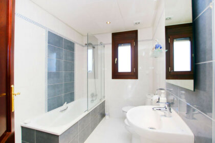 0ac26cc92aed7f709ae486e50f83c48f - 36