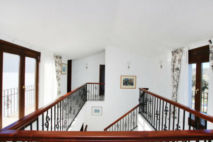 0ac26cc92aed7f709ae486e50f83c48f - 41