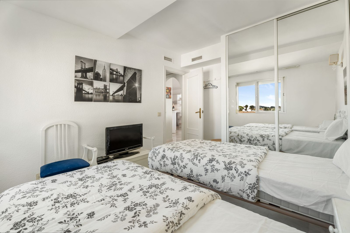 0b39219c093dfab228aaaa2f866c313f - 26