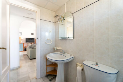 0b39219c093dfab228aaaa2f866c313f - 28