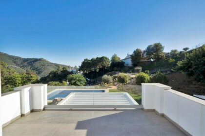 0b6e03a390fa61944633b29813b294ef - 16