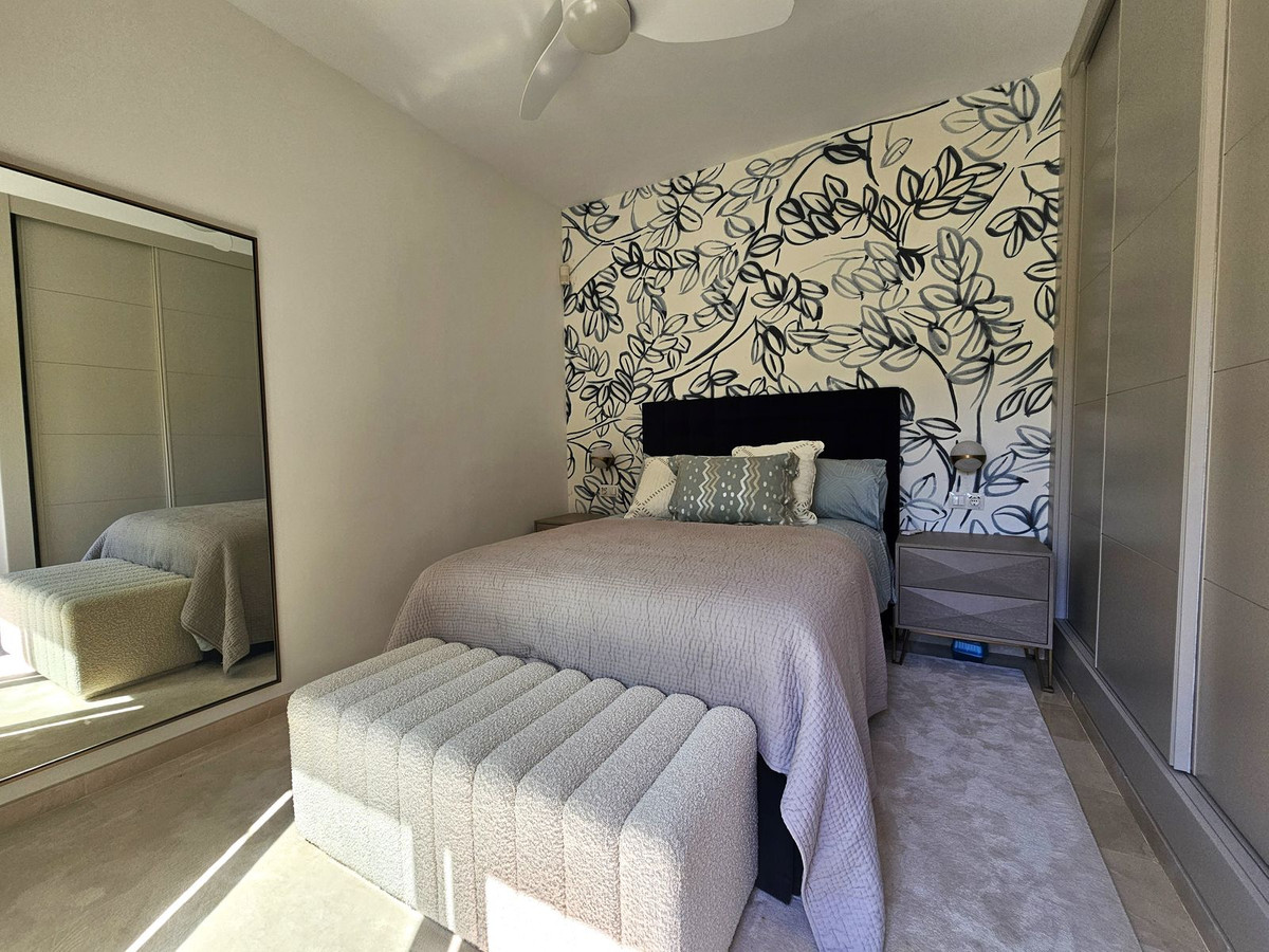 0b6e03a390fa61944633b29813b294ef - 19