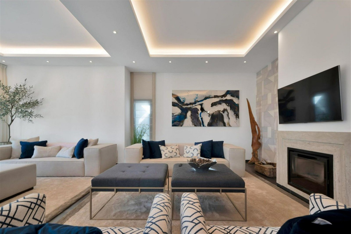 0b6e03a390fa61944633b29813b294ef - 5