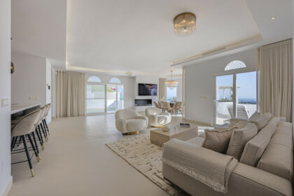 0c4805e583f8ea96be50118eded069ce - 13