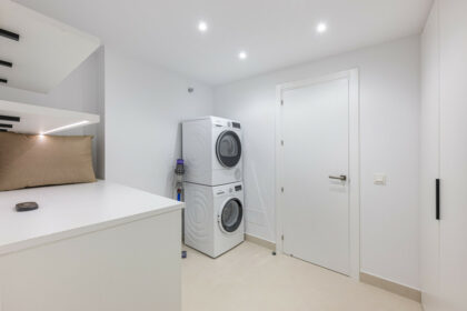 0c4805e583f8ea96be50118eded069ce - 52