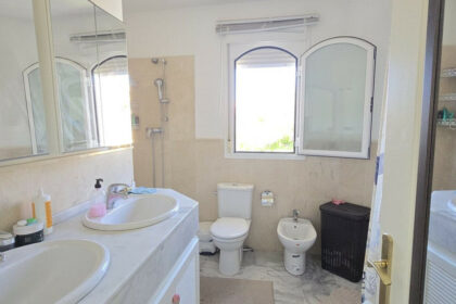 0c4ce97bf128cdcb8bf65c5e750c9879 - 28