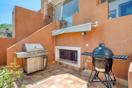 0dce35597aa3e30f1e0dc85ad554bc8f - 15