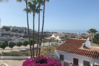 0e4ffaf51806539475899baa19048d13 - 18