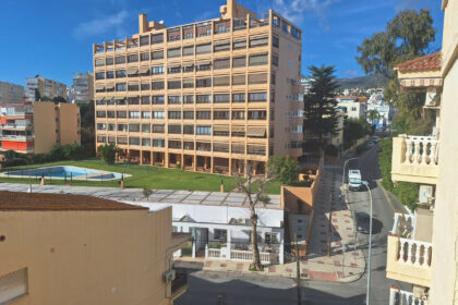 0f16a94e851f8ae286fcdb42c308f198 - 10