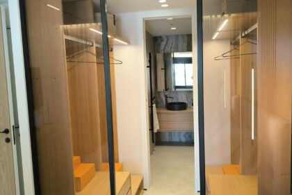 0f9f4b1b8c87e4a6885118c27f048324 - 11