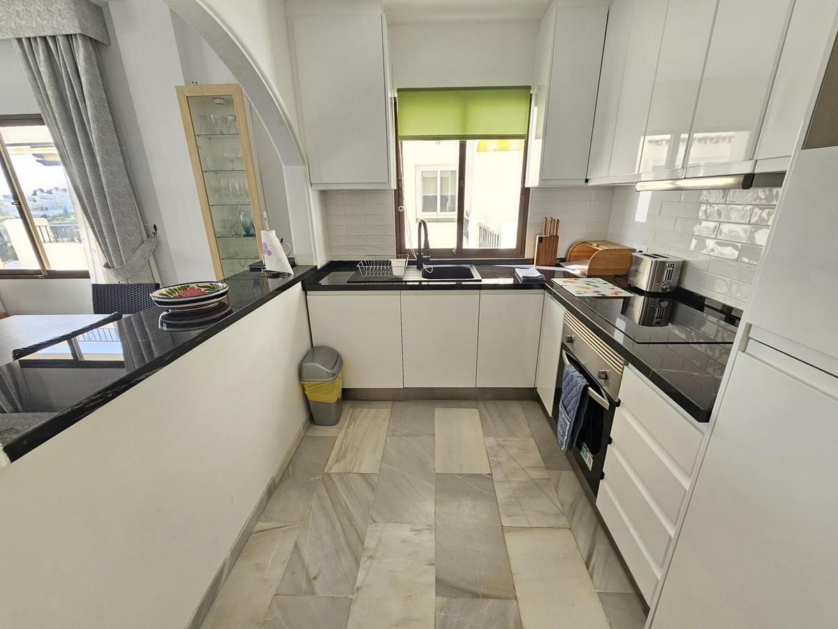 1088db025c29cbb9df8ad476e41fb5f5 - 16