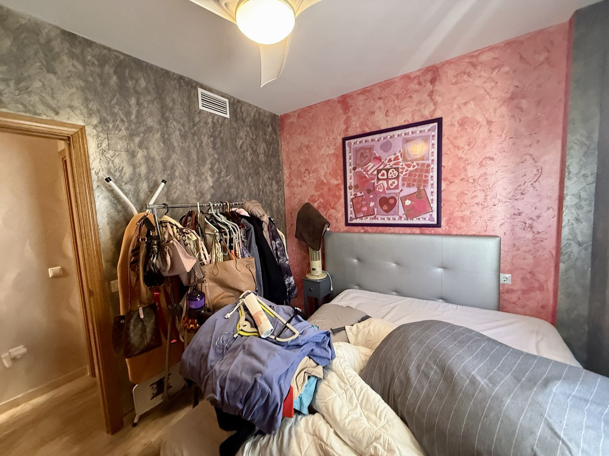 10bdce7360d653e61f6f255c1d71eb5d - 15