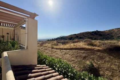 10bdce7360d653e61f6f255c1d71eb5d - 23