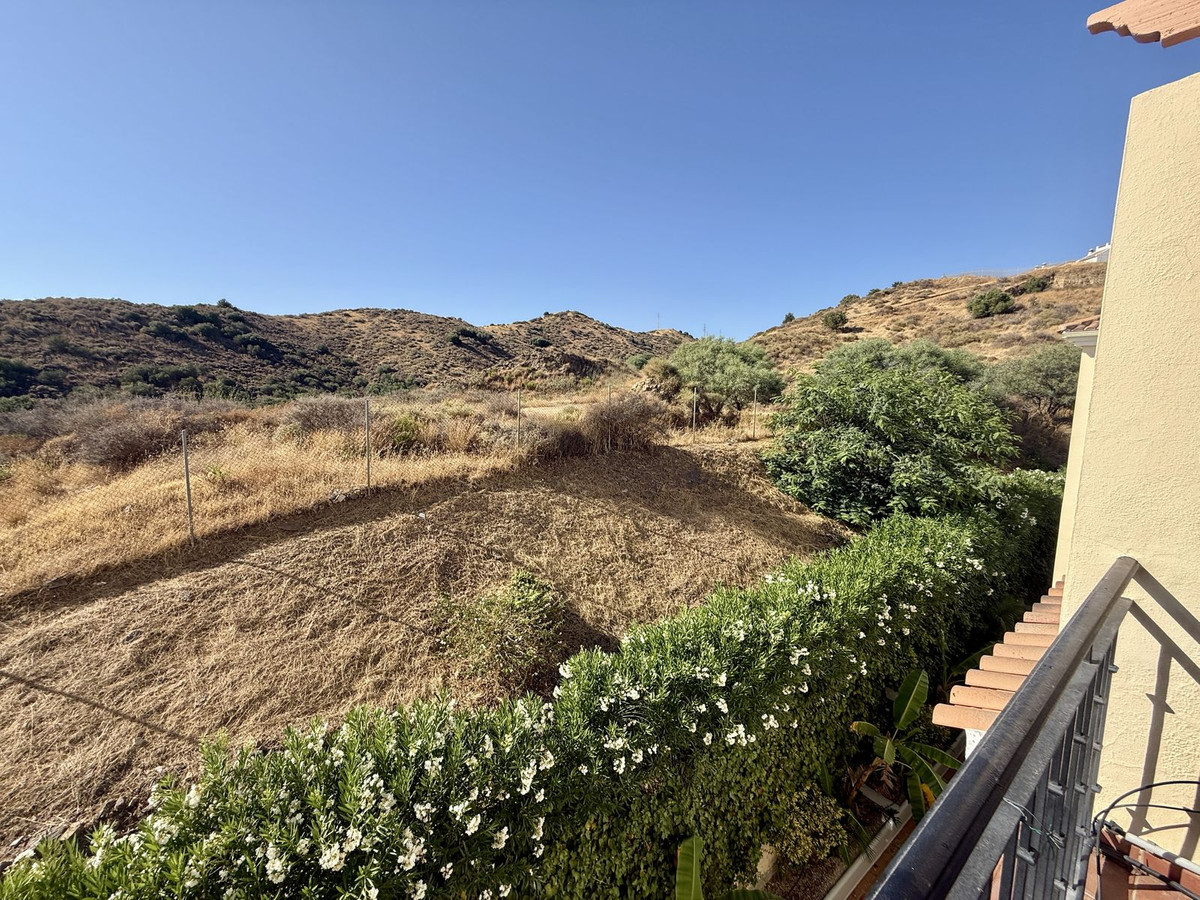 10bdce7360d653e61f6f255c1d71eb5d - 25