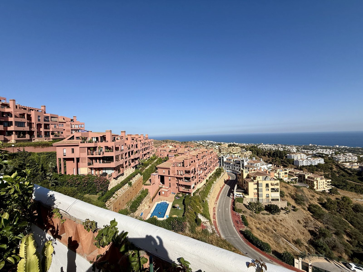 10bdce7360d653e61f6f255c1d71eb5d - 27