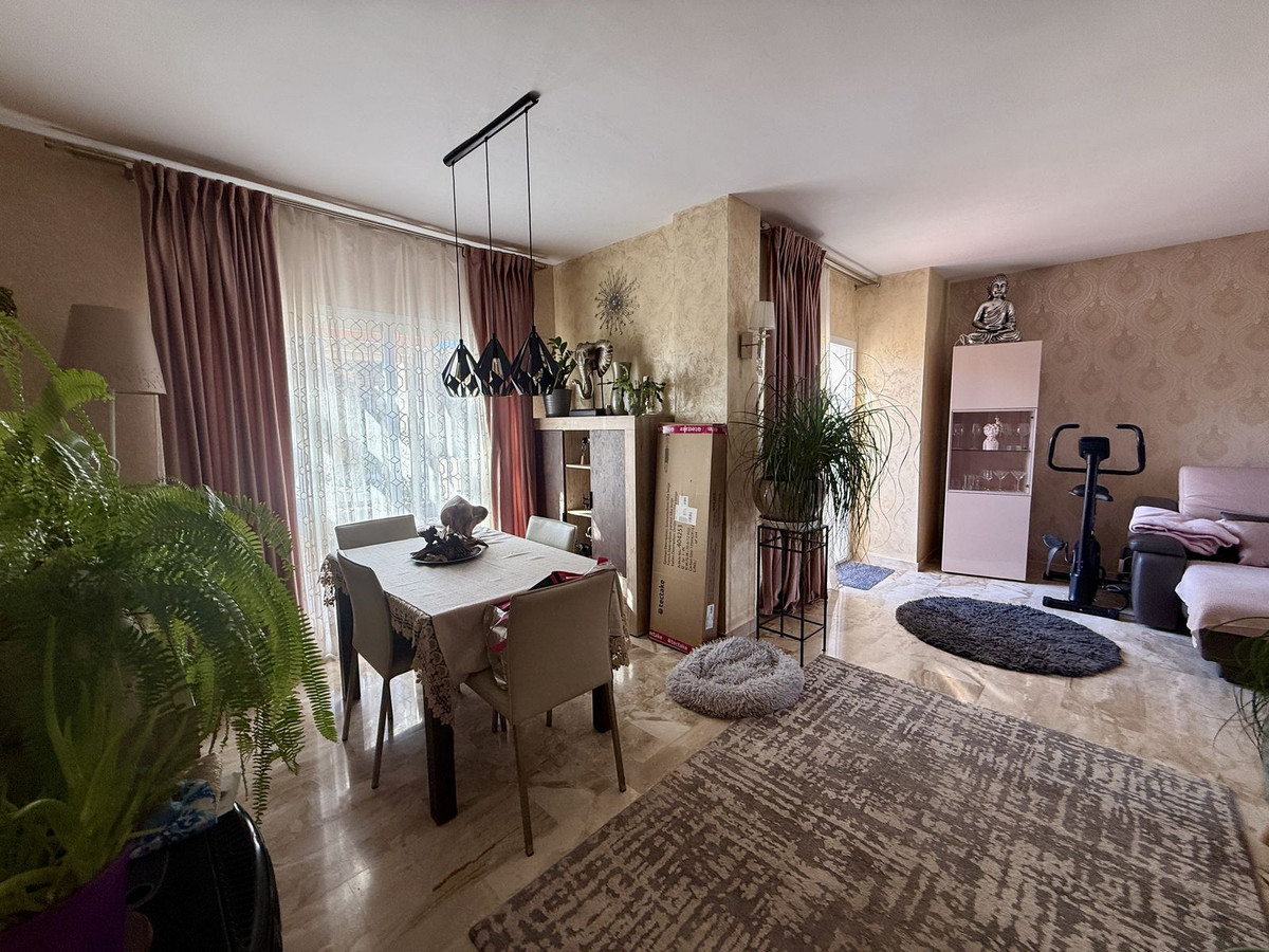 10bdce7360d653e61f6f255c1d71eb5d - 4