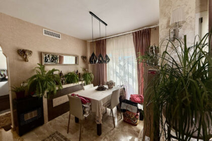 10bdce7360d653e61f6f255c1d71eb5d - 5