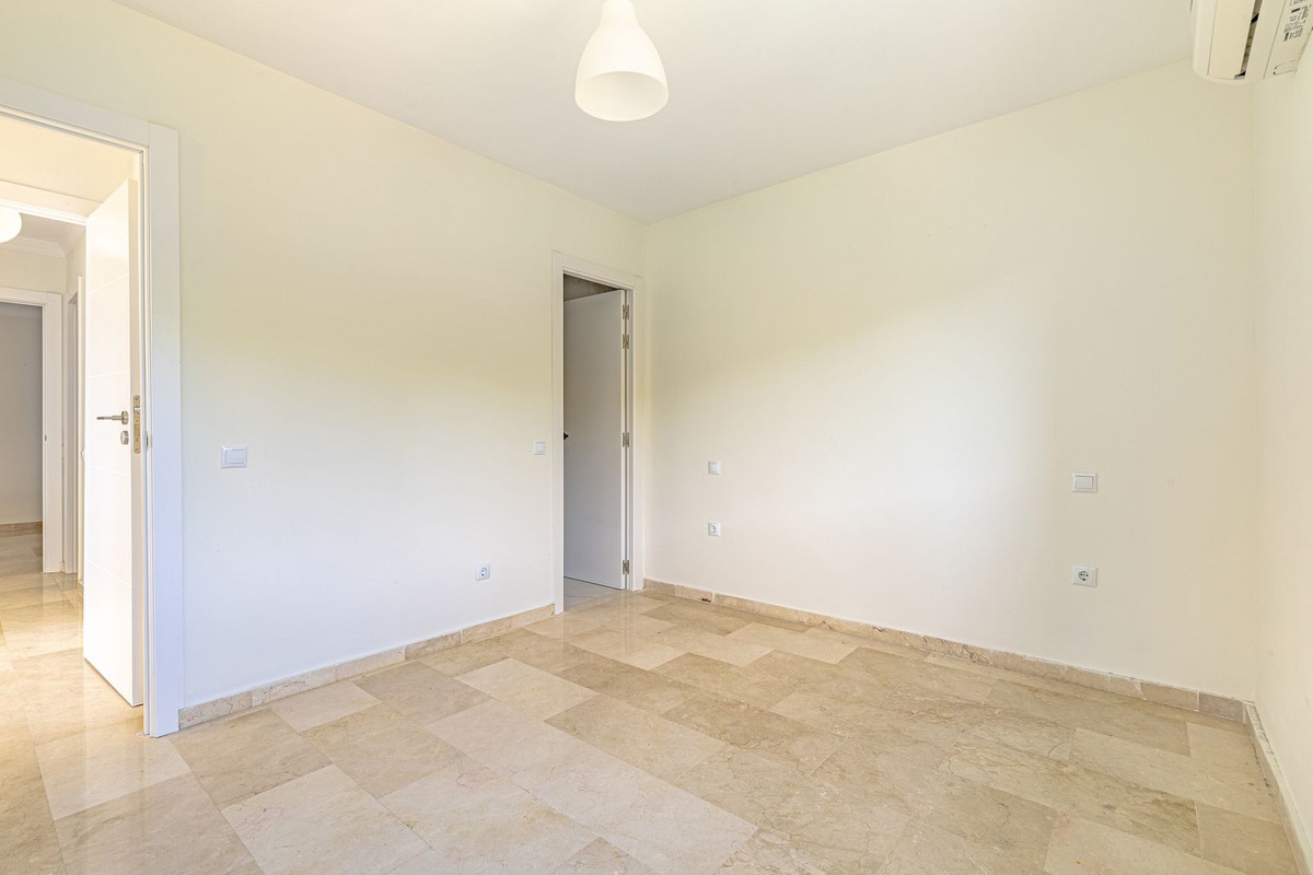 10e71120390c104b46b055752f2d9d19 - 13