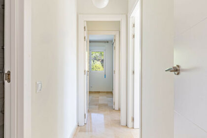 10e71120390c104b46b055752f2d9d19 - 7