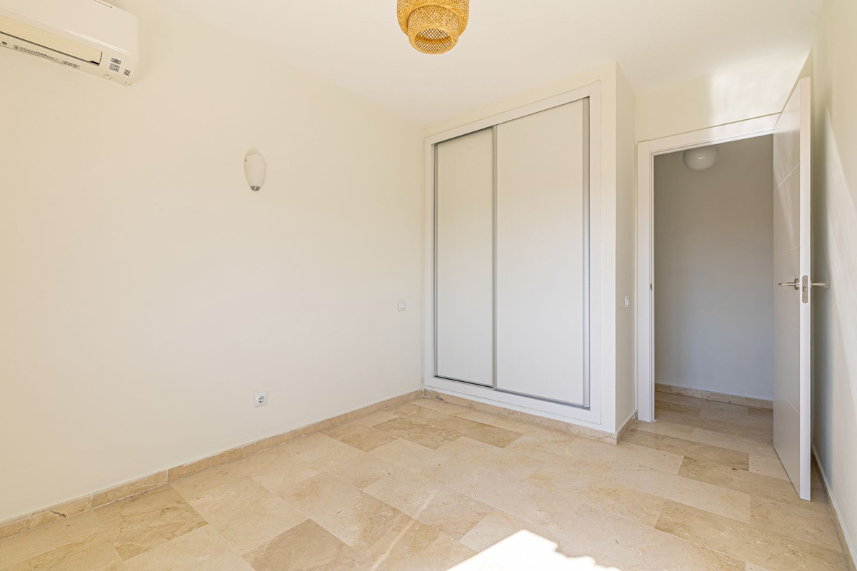 10e71120390c104b46b055752f2d9d19 - 9