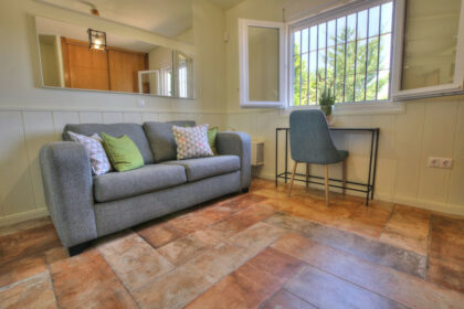 112066b824193a0c5e0e5927f57643e5 - 11