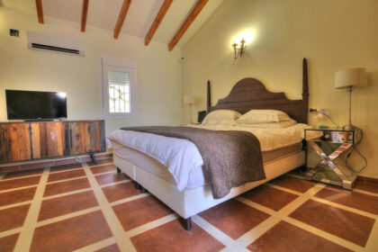 112066b824193a0c5e0e5927f57643e5 - 5