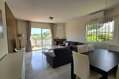 132ecda53a2196fe2150bb0e003887f8 - 2