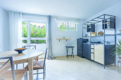 138a45af14db157a311287e05824250f - 31