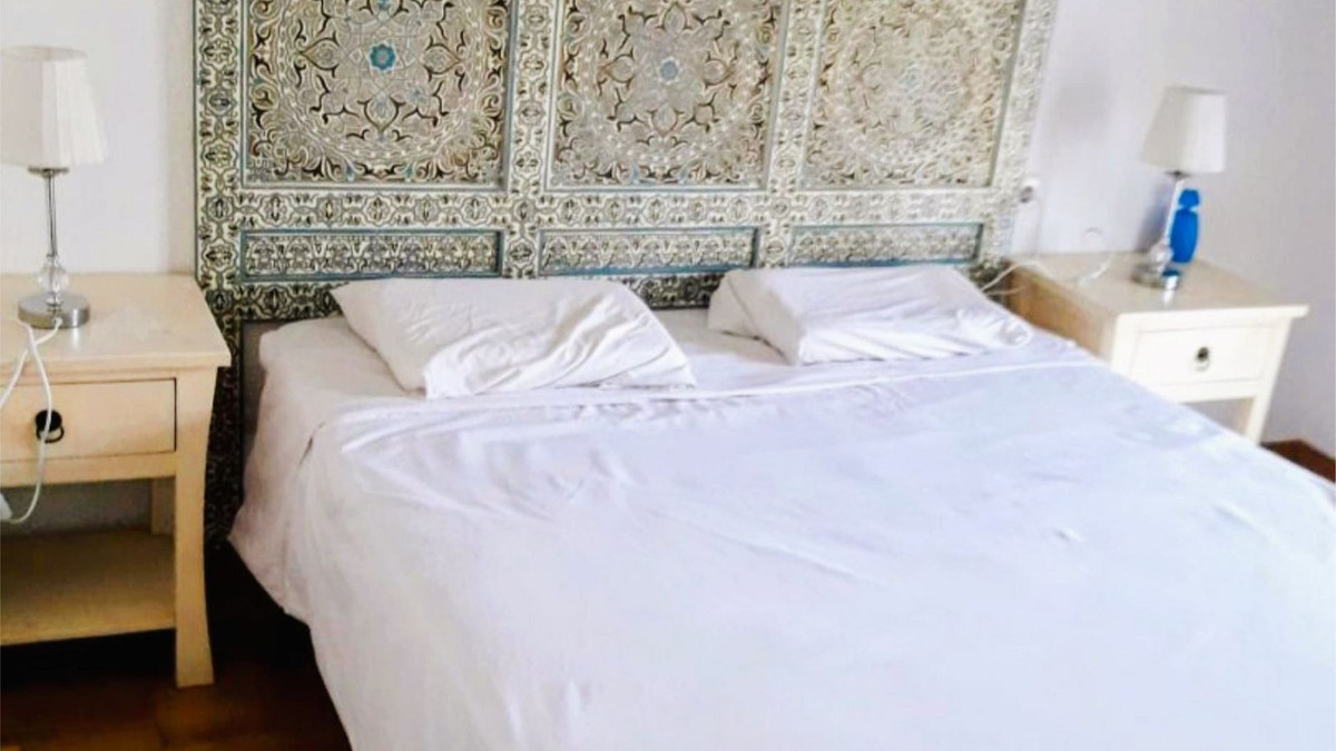 13d12f33216af22d3c7e573f518a6ace - 4