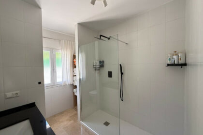 14fcf9b4f67a8374bdd99e694a974c87 - 27