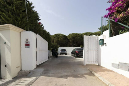 14fcf9b4f67a8374bdd99e694a974c87 - 42