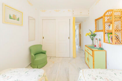 184af50d85cc56435ab4d2c465006702 - 11