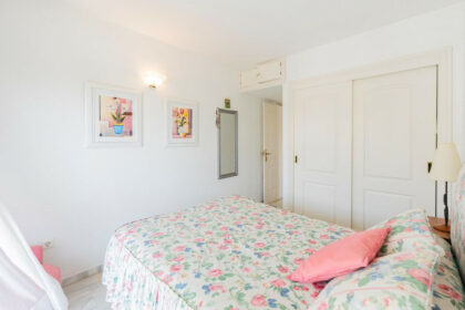 184af50d85cc56435ab4d2c465006702 - 14