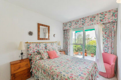 184af50d85cc56435ab4d2c465006702 - 17