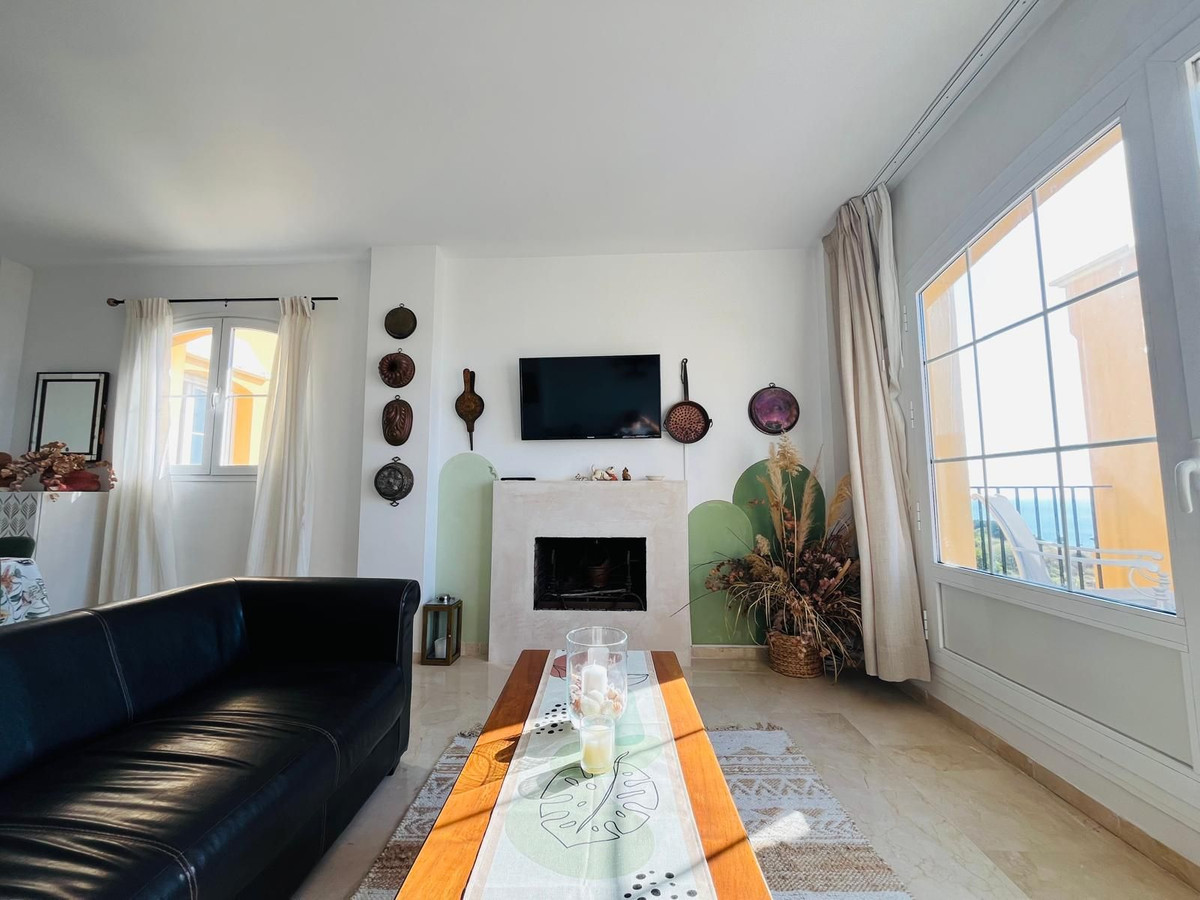 1a6675de8f055d2539a32c32252fd24d - 13