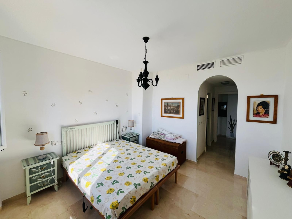 1a6675de8f055d2539a32c32252fd24d - 15