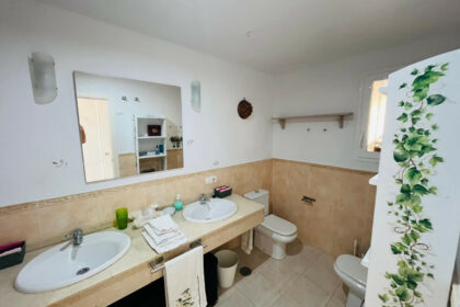 1a6675de8f055d2539a32c32252fd24d - 16