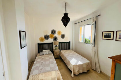 1a6675de8f055d2539a32c32252fd24d - 17