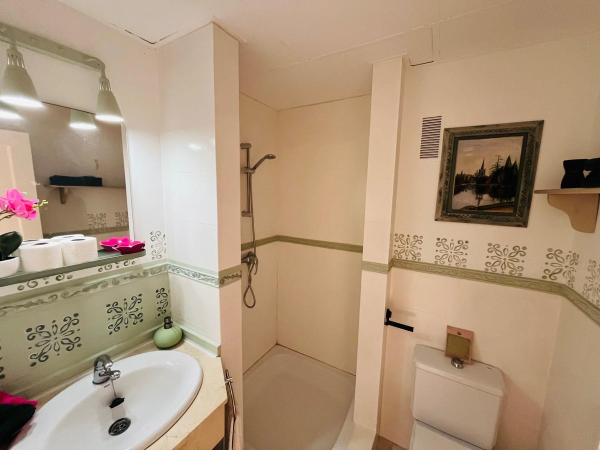 1a6675de8f055d2539a32c32252fd24d - 19