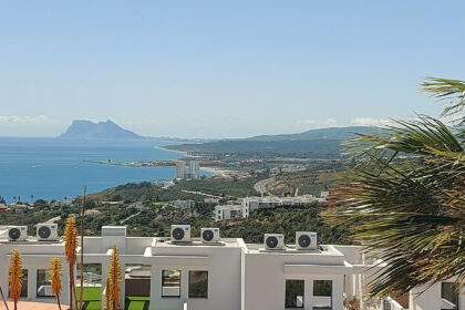 1b261deaf007bf0792269371277b5323 - 18