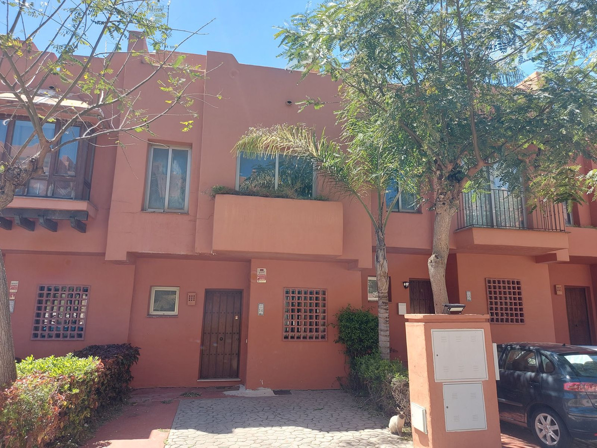 1b261deaf007bf0792269371277b5323 - 3