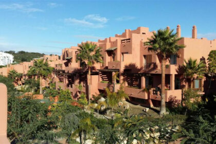 1b261deaf007bf0792269371277b5323 - 7