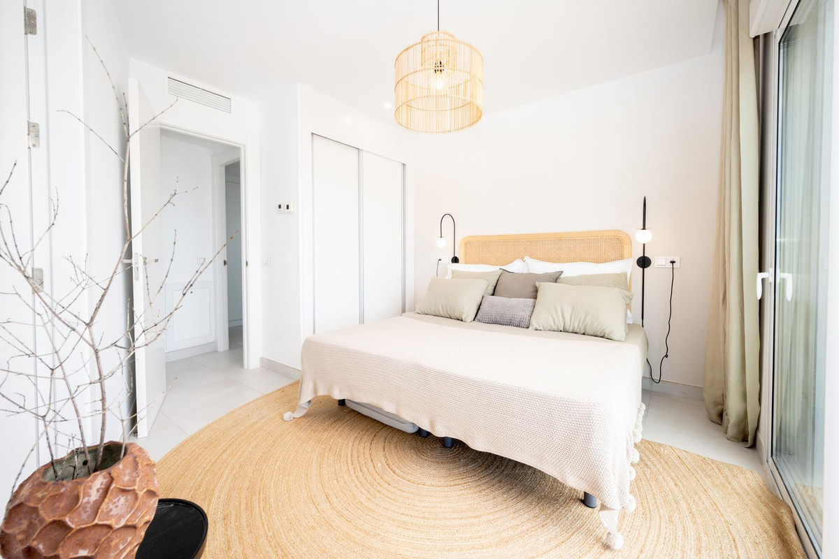 1bff3e1c890318e5faaf00264dc5fc20 - 17