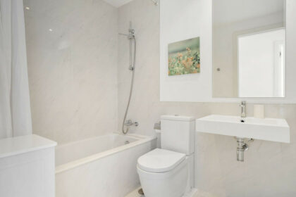 1f0de070f94754504caca40df91d1a63 - 19