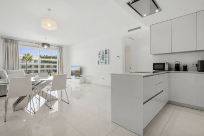 1f0de070f94754504caca40df91d1a63 - 3